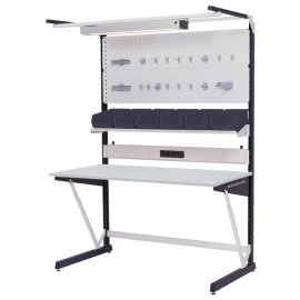 Tisch workraster mit Mulit-Wand-Aufbau
 1500 x 800 x 2070 mm Maße in mm (BxTxH): 1500 x 800 x 2070